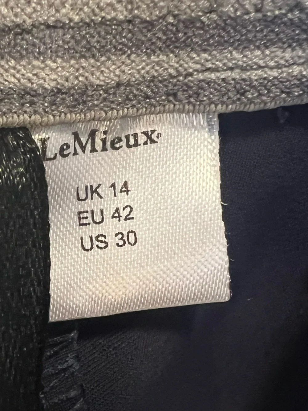 LeMieux Dynamique Breech - Sz 30 - navy